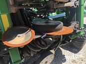 Thumbnail image John Deere 1990 13