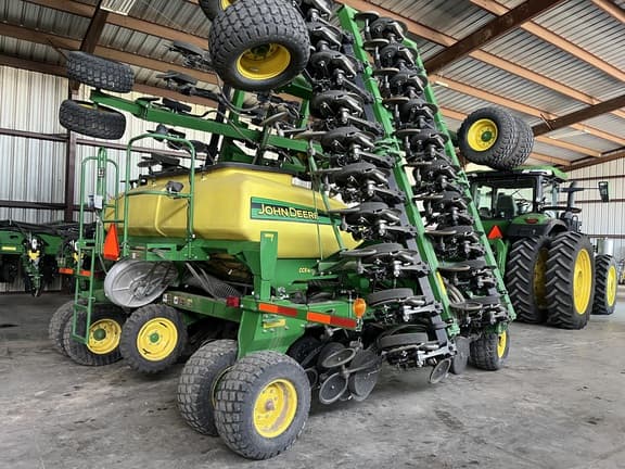 Image of John Deere 1990 equipment image 1