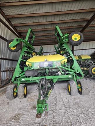 Image of John Deere 1990 Primary image