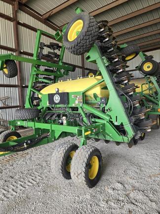 Image of John Deere 1990 equipment image 1