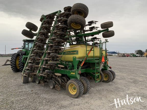 Image of John Deere 1990 equipment image 2