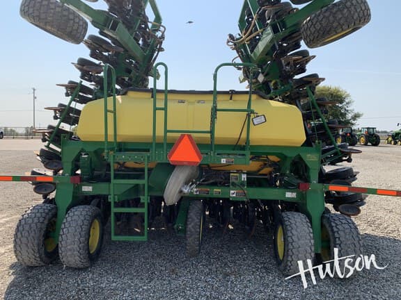 Image of John Deere 1990 equipment image 3