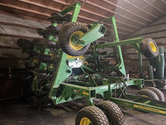 2016 John Deere 1990 Equipment Image0