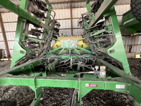 Image of John Deere 1990 equipment image 3
