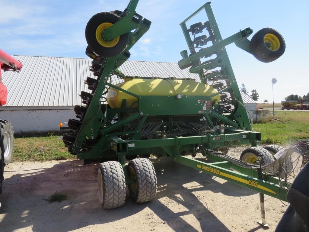 Image of John Deere 1990 Primary image