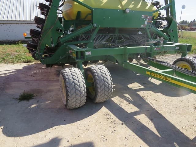 Image of John Deere 1990 equipment image 1