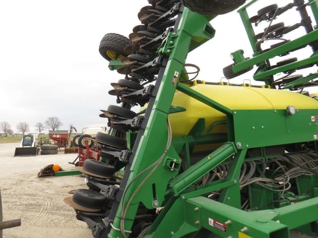 Image of John Deere 1990 equipment image 2