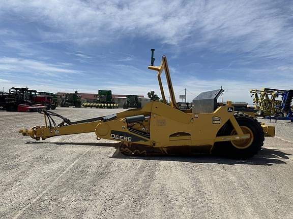 Image of John Deere 2010DE equipment image 1