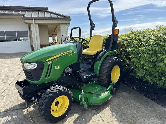 Image of John Deere 2025R Primary image