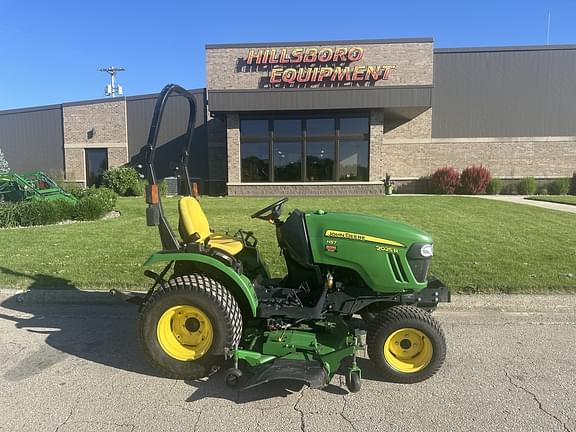 Image of John Deere 2025R Primary image