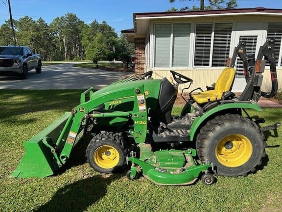 2016 John Deere 2025R Equipment Image0