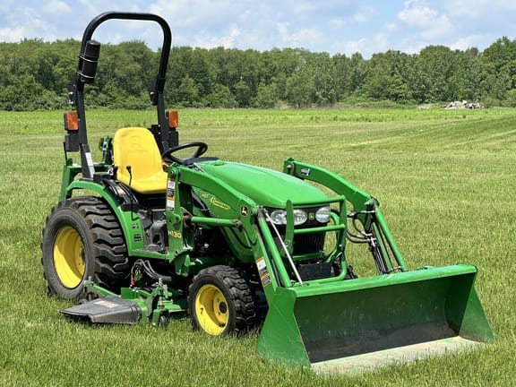 Main image John Deere 2032R