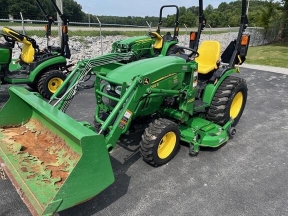 Image of John Deere 2032R equipment image 1