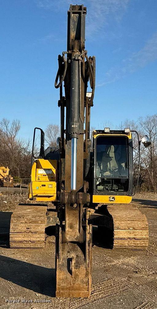 Image of John Deere 210G equipment image 1