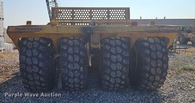Image of John Deere 2112DC equipment image 4