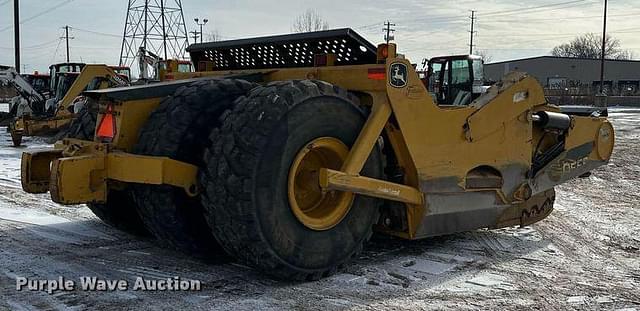 Image of John Deere 2412DE equipment image 4