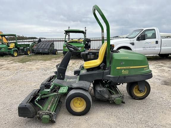 Image of John Deere 2500B Primary image