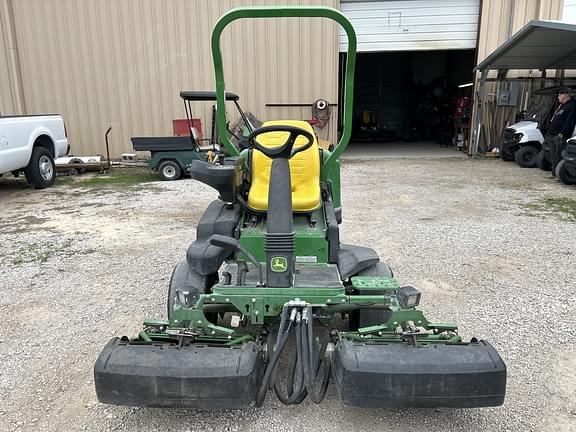 Image of John Deere 2500B equipment image 3