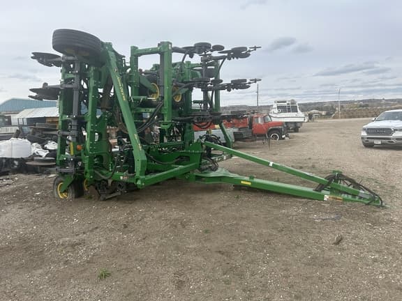 Image of John Deere 2510H equipment image 4