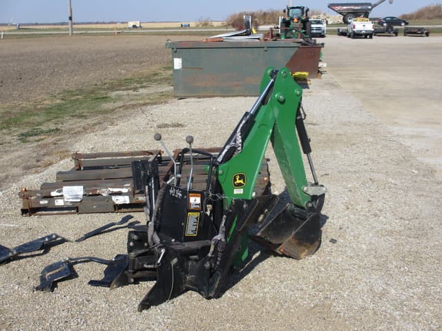 Image of John Deere 260 equipment image 2