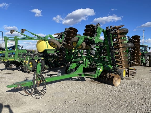 2016 John Deere 2623 Equipment Image0