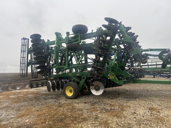 Image of John Deere 2625 equipment image 3