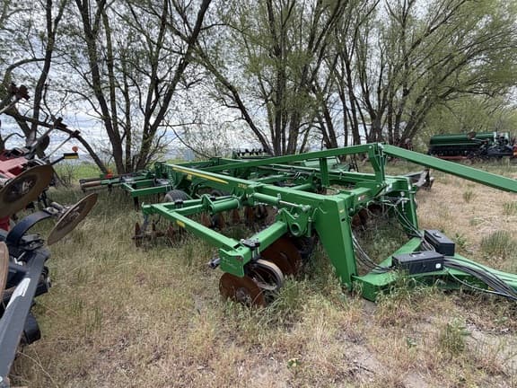 Image of John Deere 2730 Primary image