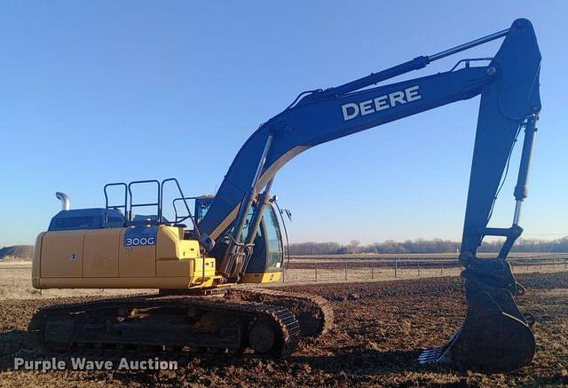 Image of John Deere 300G equipment image 3