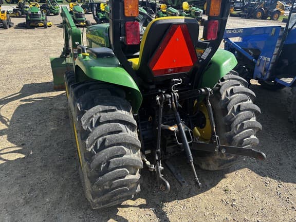 Image of John Deere 3025E equipment image 1