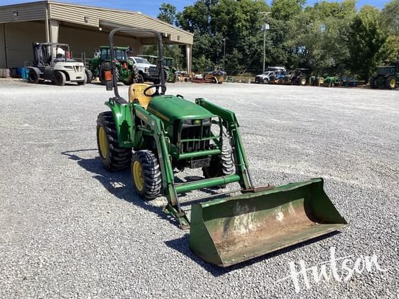 Image of John Deere 3032E Primary image