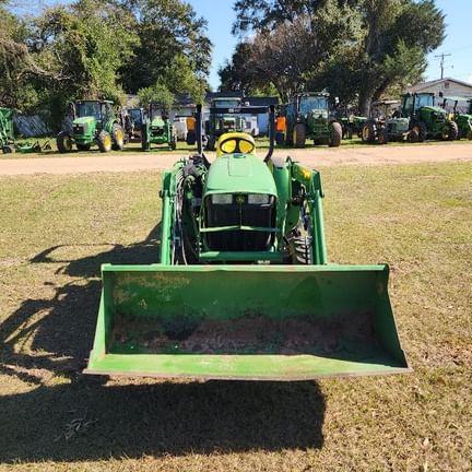 2016 John Deere 3032E Equipment Image0