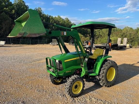 Image of John Deere 3032E equipment image 1