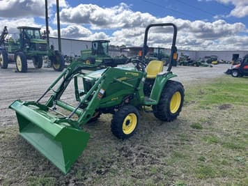 Main image John Deere 3032E