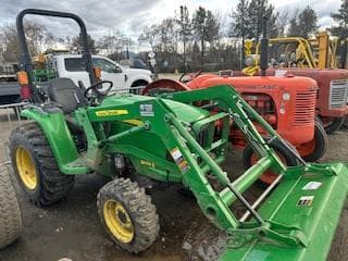 Image of John Deere 3032E Primary image