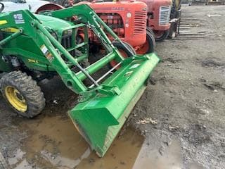 Image of John Deere 3032E equipment image 3