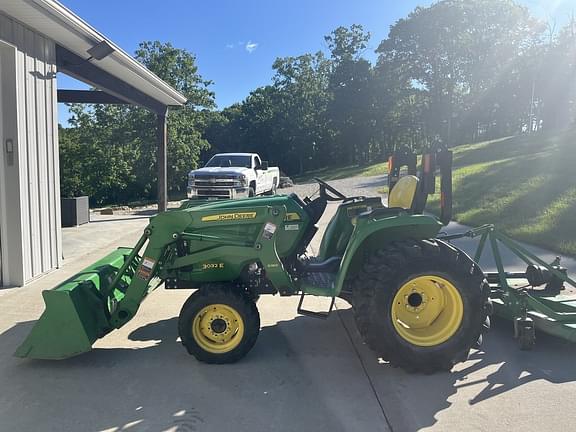 Image of John Deere 3032E equipment image 3