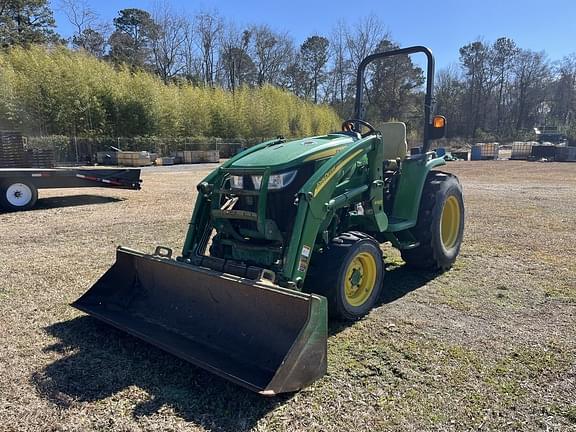 Image of John Deere 3033R equipment image 1