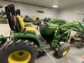 Thumbnail image John Deere 3033R 14