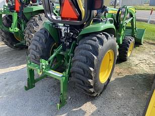 Main image John Deere 3033R 6