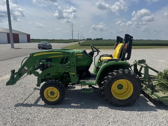 Image of John Deere 3033R Primary image