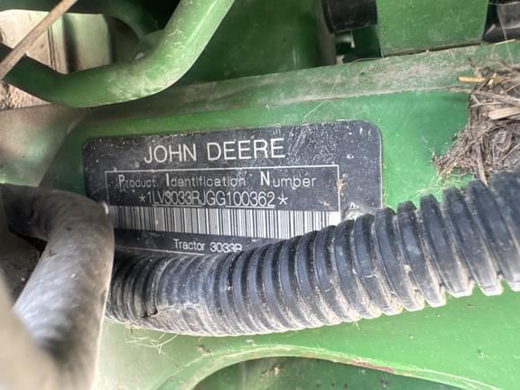 Image of John Deere 3033R equipment image 3