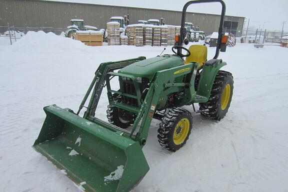 Image of John Deere 3038E Primary image