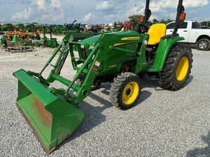 2016 John Deere 3038E Image