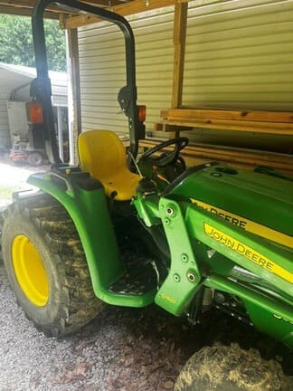 Image of John Deere 3038E Image 0