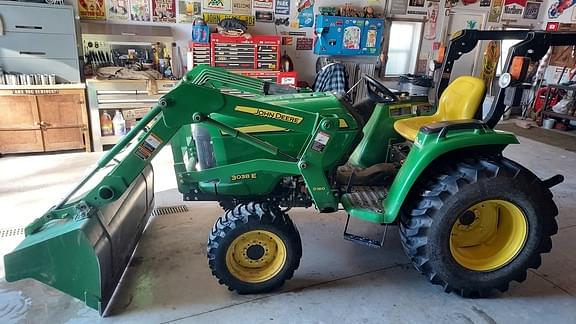 Image of John Deere 3038E Primary image