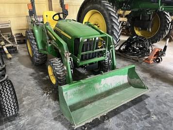 Main image John Deere 3038E