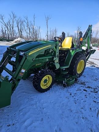 Image of John Deere 3039R equipment image 3