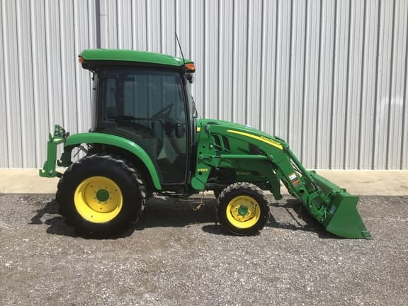 Image of John Deere 3039R equipment image 3