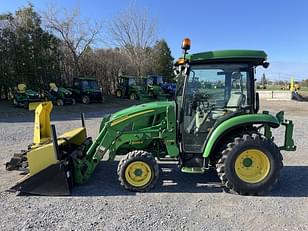 Main image John Deere 3039R 0