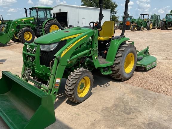Image of John Deere 3039R equipment image 4